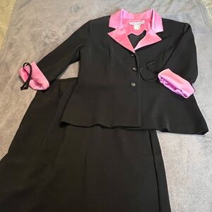 Jessica Howard Suit with jacket and skirt Pink and Black